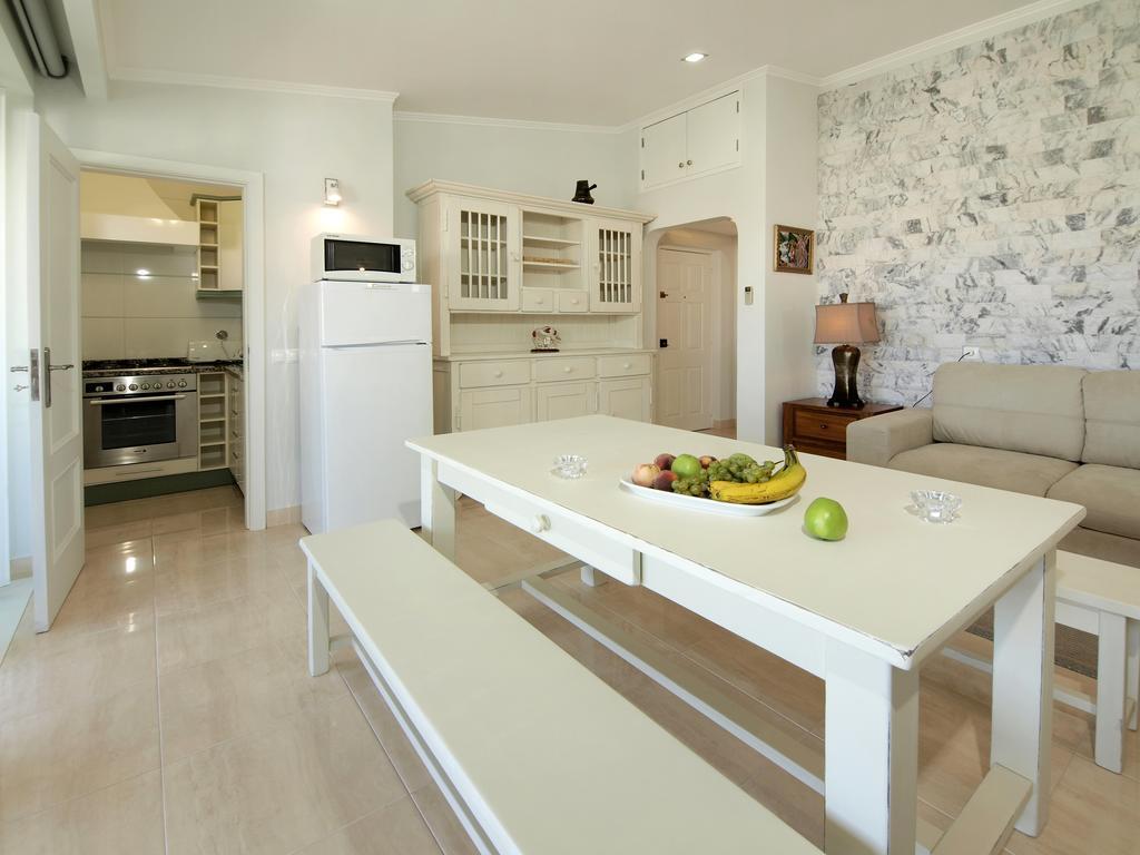 Sant'Amaro - Sea View Apartment ลากอส ภายนอก รูปภาพ